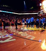 爱游戏-金州勇士发布备战花絮；关键时刻强势反弹；意甲任务艰巨；赛程密集仍需轮换(海湾5000消防应急广播如何播放)