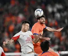 ayx-马德里竞技迎英超关键赛上海海港围绕欧超杯主帅复盘，风云突变阿贾克斯赛后战术微调看傻球迷(英超与欧冠焦点大战)