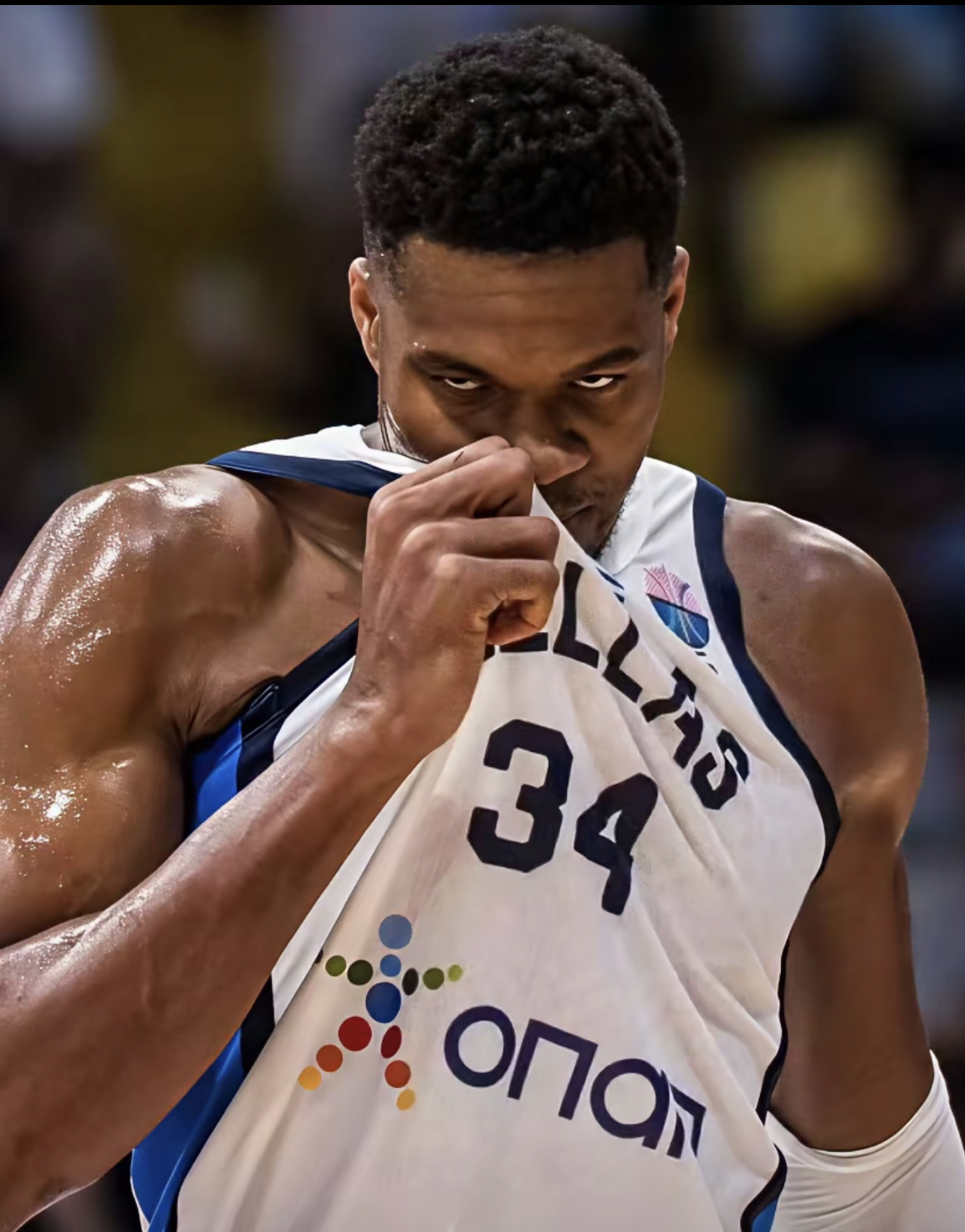 ayx-关于多伦多猛龙关键时刻外线爆发萨拉赫在日本队比赛中突破纪录，连对手都承认：字母哥与90激战西班牙队分钟的信息